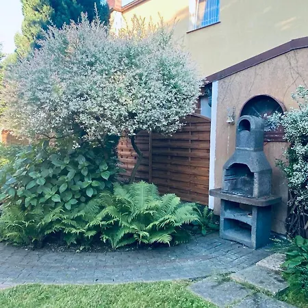 Apartamenty I Pokoje Wladyslawowo *