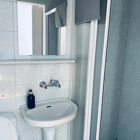 Δωμάτια σε οικογενειακή κατοικία I *