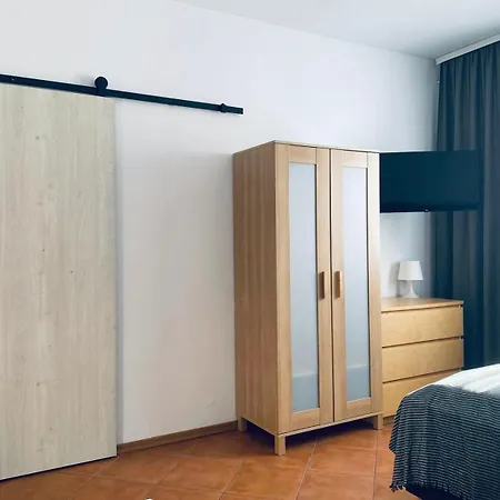 Apartamenty I Pokoje Wladyslawowo 民宿