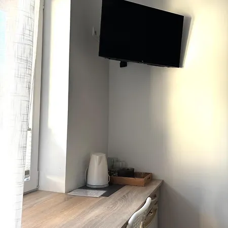 Apartamenty I Pokoje Wladyslawowo