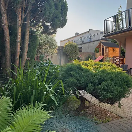 Apartamenty I Pokoje Wladyslawowo 民宿