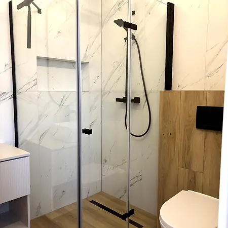 Apartamenty I Pokoje Wladyslawowo 民宿 *