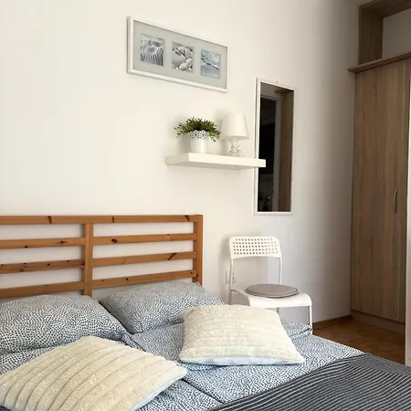 Apartamenty I Pokoje Wladyslawowo