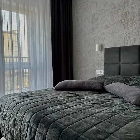 I Δωμάτια σε οικογενειακή κατοικία