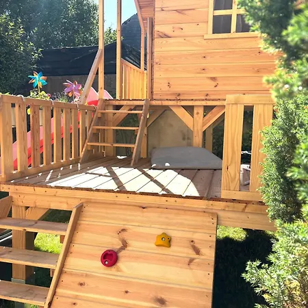 Apartamenty I Pokoje Wladyslawowo 民宿