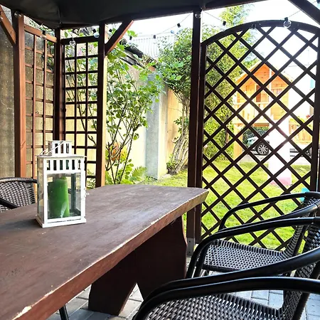 I Δωμάτια σε οικογενειακή κατοικία *